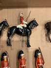 Lot Of 24 Vintage Britains And Gerbeau mignot Lead Soldiers 