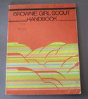 Vintage 1986 Brownie   Junior Girl Scout Handbooks