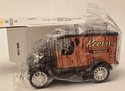 Reese s Die-cast Metal Replica Truck Coin Bank Ertl 1 25 Scale Free Ship 