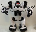 Wowwee Robosapien X Robotics Humanoid Toy R c Robot 14  W  Remote dongle Tested
