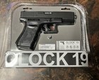 Umarex Glock 19 Co2  177 Caliber Bb Airgun  new In Package           