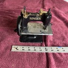   1900 s Singer Antique Singer Model 20 Sewhandy Child   s Toy Sewing Machine
