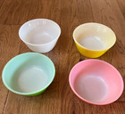 Set Of 4 Vintage Fire King 4 3 4  Cereal Bowls By Anchor Hocking  Msm