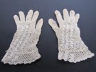 Lovely Antique Victorian 1890s Crochet Lace Ivory Gloves   Patterned  Small