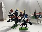 Britains Deetail Toy Soldier Medieval Mounted Knight Jousting 1971 Vintage 6 Pk