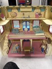 Vintage 1993 Fisher Price  4600  Loving Family Folding Doll House And Dolls   