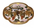 Stunning Royal Satsuma Scalloped Box  Signed Meiji Period