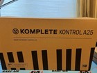 Mint Condition Native Instruments Komplete Kontrol A25 Midi Keyboard W  Usb