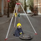 Safety Confined Space Tripod Adjustable 5 2-8ft Legs Rescue Tripod 2600lb Winch
