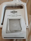 Pet Petsafe Small 2-way Locking Cat Door Easy Install  Complete Package  New