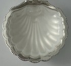 E    J l  Silver Plated Clamshell Shell Shaped Caviar Dish Glass Insert England