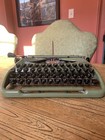 Groma Kolibri Portable Typewriter
