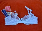Vintage Triumph International Sheer Lace Embroidery Shiny Bra Womens 34 B New