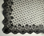 Antique Lace - Pretty Veil  Chantilly Or Bayeux Lace - 19th Century