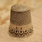 Vintage Sterling Silver 925 Thimble Sewing Watson Crown Design Pattern Accessory