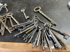 Skeleton Keys   Flat Keys -   55   Vintage Old - See Video 