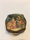 Vintage Pill Box Porcelain Stratton England 1950   s 1   