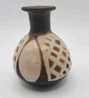 Peruvian Chulucanas Handmade Folk Art Pottery Vase Geometric Signed 4 5 h