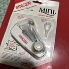     vintage Singer Mini Mender Hand Held Sewing Machine New Sealed In Packaging  5
