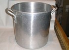 Vintage Lion General Dentley Aluminum Stock Pot - 16 Quart - 11 25  X 11 25 