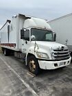 Hino 268 2011 Box Truck straight Truck With Lift Gate