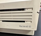 Vintage Macintosh Se Computer M5010 1 Mbyte Ram  2 800k Drives