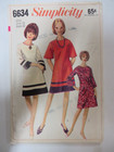 Vtg 60 s Simplicity 6634 A-line Dress Bell-shaped Sleeves Sewing Pattern Women