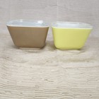 Pyrex 2 Refrigerator Dishes 1 5 Cups W  Lids   501 Yellow   Brown Euc Vintage 