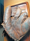 Vintage 1950 s Wilson Rare And Unusual Three Finger Glove Mitt