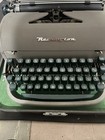 Remington Vintage Portable Manual Typewriter Steel Body W  Carrying Case