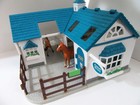 Breyer Stablemates Horse Stable And Farm Equipment Toy Barn Three  3  Animals