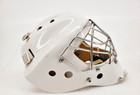 Vaughn Vm8800 Goalie Mask Lg 7 1 8   7 3 4 Helmet With Bag  Chipped Chin