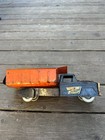 Vtg 1950 s Louis Marx Hydraulic Dump Truck Black   Orange Pressed Steel 14 5   
