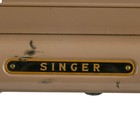 Singer Sewing Machine With Accessories