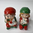 Avon Claus   Company Santas Helpers Christmas Salt   Pepper Shakers Vintage 1983