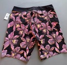 Volcom Men   s Boardshorts - Size 34