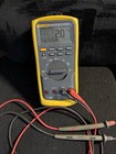 Fluke 87v  near Mint   True Rms Industrial Multimeter   Costs  521 99 New 