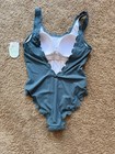 Women   s Scalloped Edge Sweethoney Onepiece Swim New In Bag Size Med
