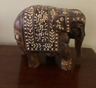 Vintage Elephant  Rosewood Hand Carved Inlay  Floral Design 8  X 9 5  Heavy