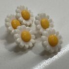 Set Of 5 Yellow   White Flower Plastic Snap Together Buttons 5 8    Daisy