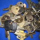 Lot Of  300 Vintage Keys Car  Truck  Desk  Lock  Skeleton  Locker  Huge Variety 