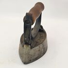 Antique Sad Iron Sensible No  4 N r s    Co  Mini Iron 1900s 