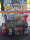 Solar-powered Dancing Bobblehead nodder Figurines 