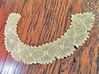 Vtg Lady s Dress Collar Handmade Irish Lace  3-d Flower-petals B