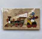 Donald Duck Disneyland Paris Train Pin