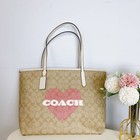 Coach Cp052 City Tote In Signature Canvas In Light Khaki Chalk Multi
