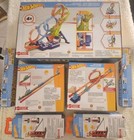 Lot 7 Hot Wheels Playsets   3 Stunt Tracks   2 City Grab   Go   2 Track Packs 