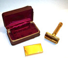 Vintage Gillette Aristocrat Gold Plated Safety Razor W case   Razor Holder