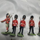Britains - Lot Of 18 Made In England Cast Painted Soldiers