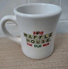 2012 Waffle House The Big Mug Happy Holidays Ceramic 16oz   Hash Browns 